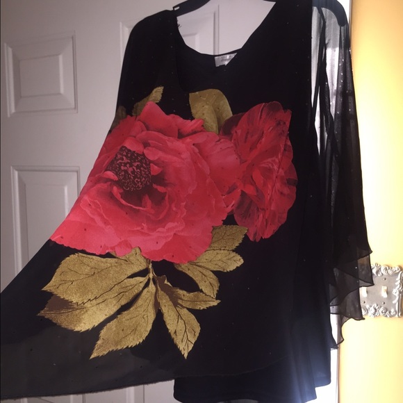 Shirt with sheer sleeves