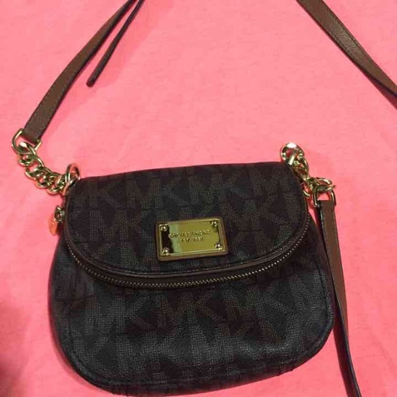 Michael kors Bedford crossbody authentic