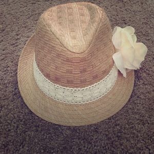 Cream fedora with flower on the side