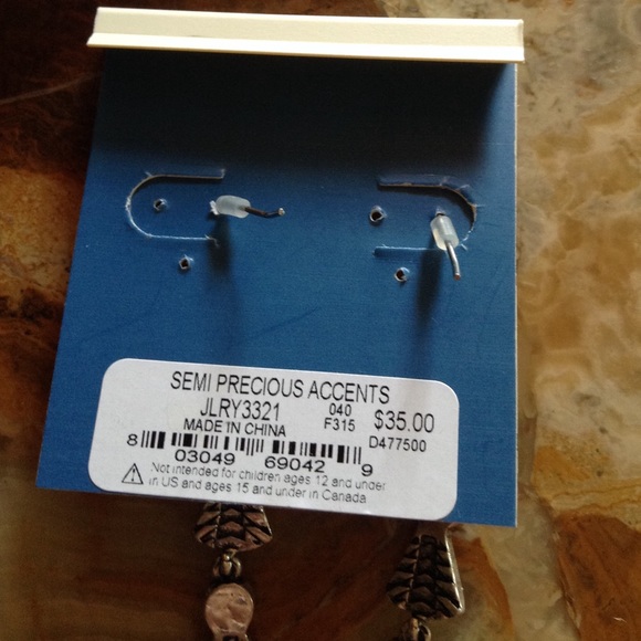 Linear drop earrings - Picture 4 of 4