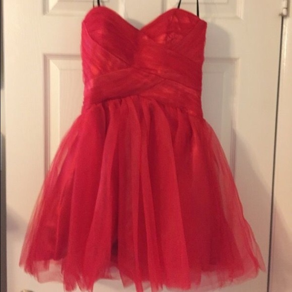 Roberta strapless dress