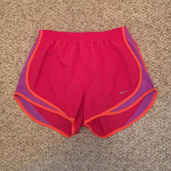 Nike shorts + athletic stuff  !!