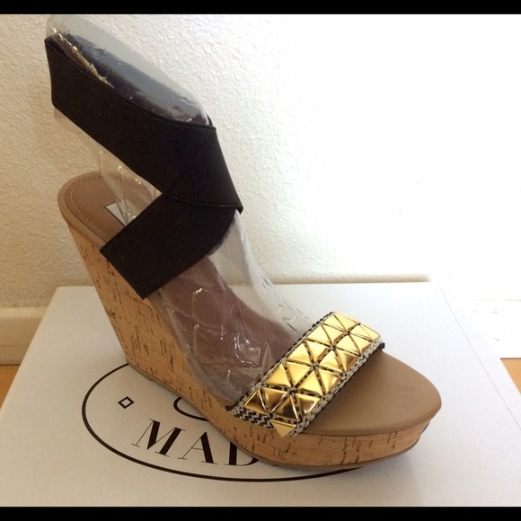 New Steve Madden Wedges