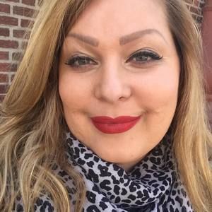 Meet your Posher, Demetra