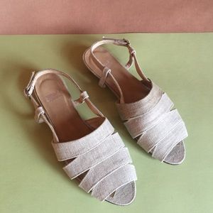 NEW Modern pale beige linen flat slingback sandals