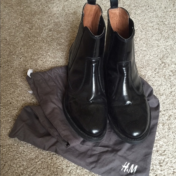 Booties - Picture 3 of 4