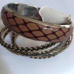 Bangles in bronze