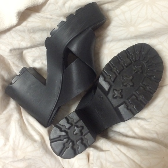 🚫SOLD🚫 Miista Rolanda platform sandals - Picture 4 of 4