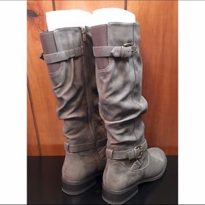 SALE⚡️NWOT Faux Suede Slouchy Boots