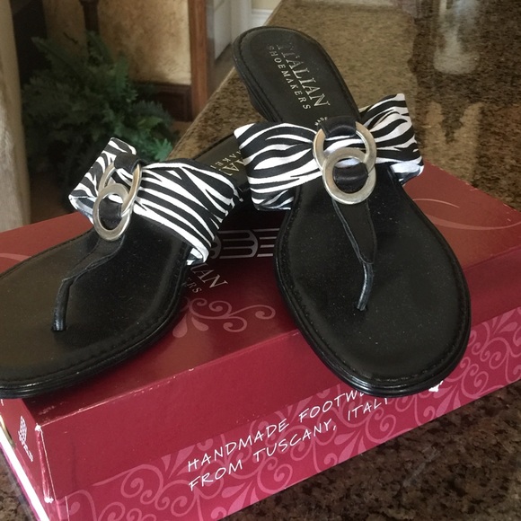 Italian shoemaker zebra sandals 9.5 Like new!