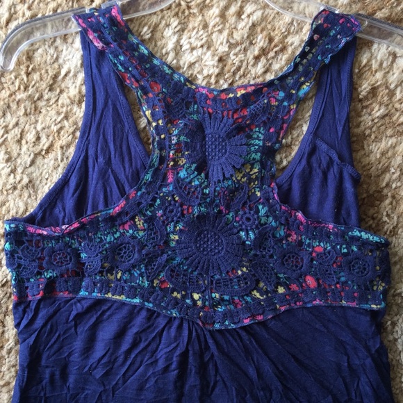 Ruffle Tank - Picture 3 of 3