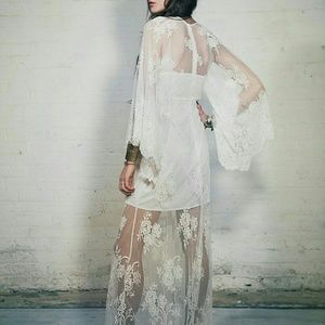 LACE FLOWER CHILD DRESS