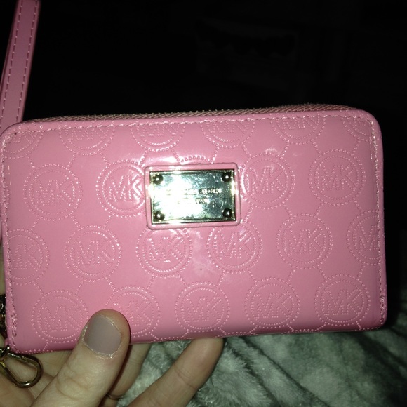 Michael Kors wallet