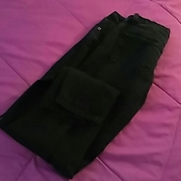 Skinny jeans