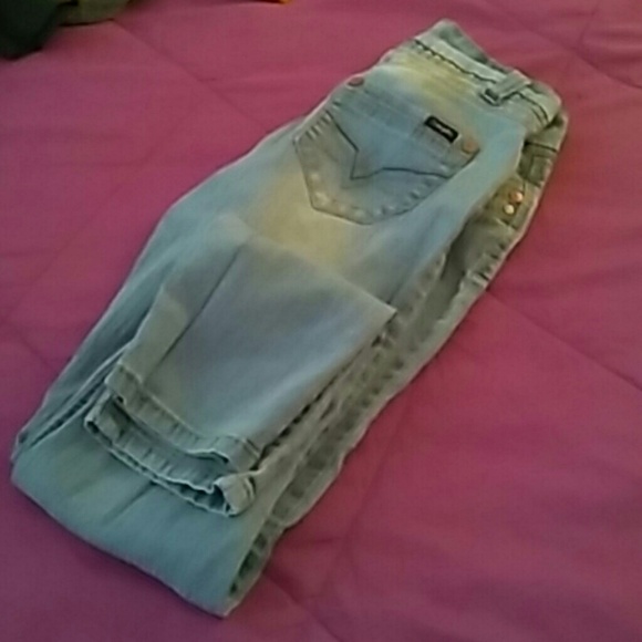 Skinny jeans