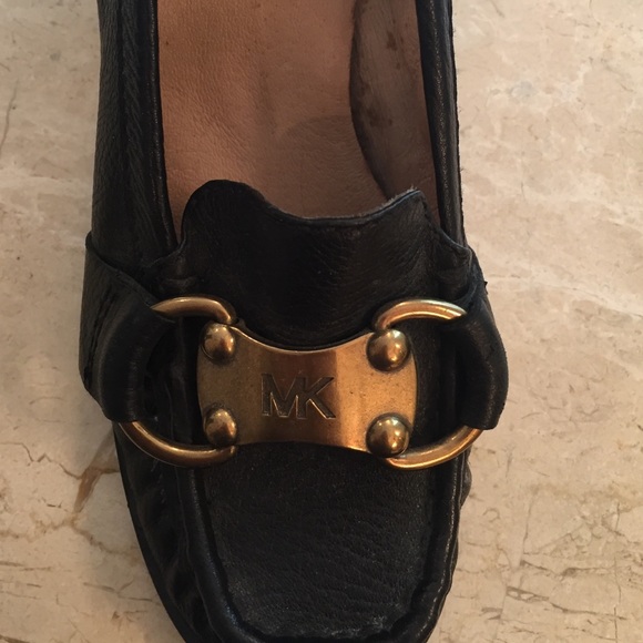 Michael Michael Kors black wedges w' gold buckle