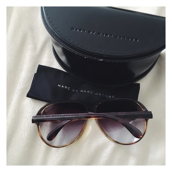Marc Jacobs Sunglass