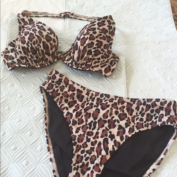 Victoria Secret...34B and small bottom...leopard