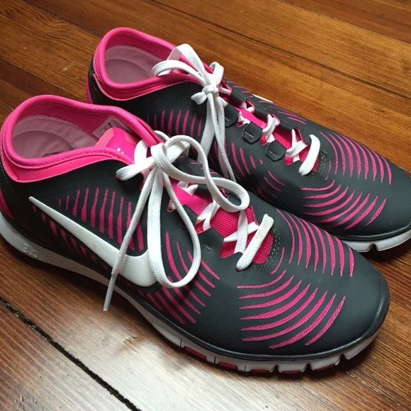 Nike free runs
