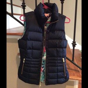 Lily Pulitzer Puffy Quilted Vest in True Navy.