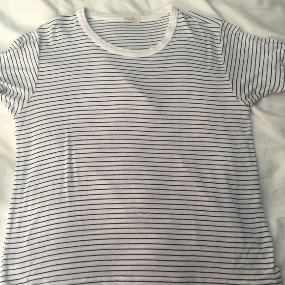 navy white stripe