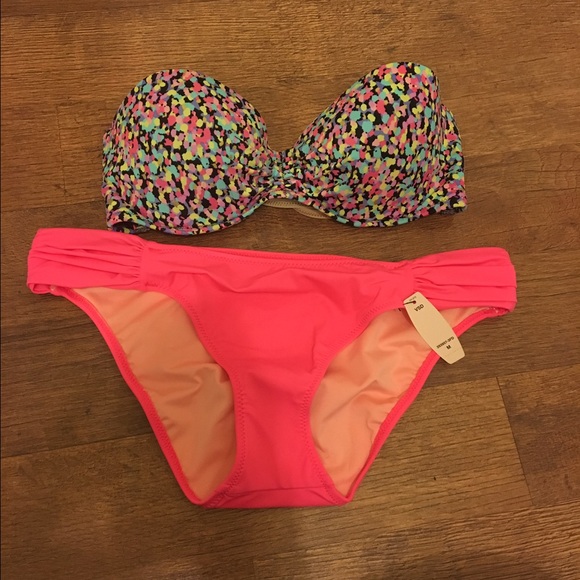 VS bikini
