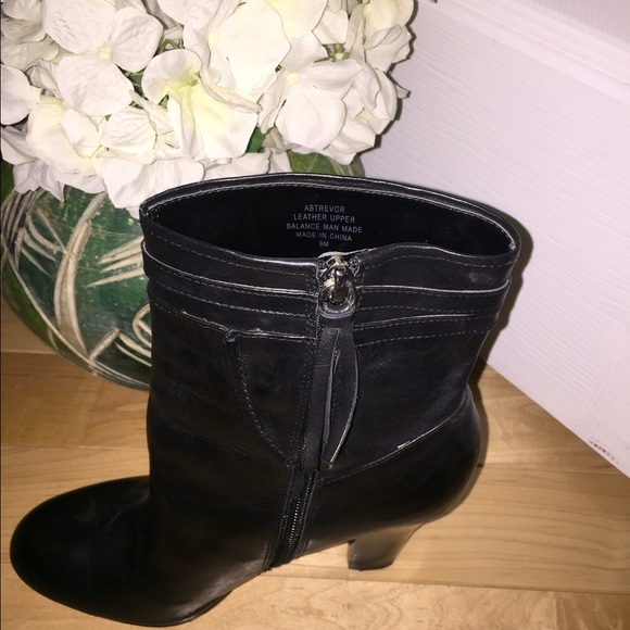 Shoes - Picture 3 of 3