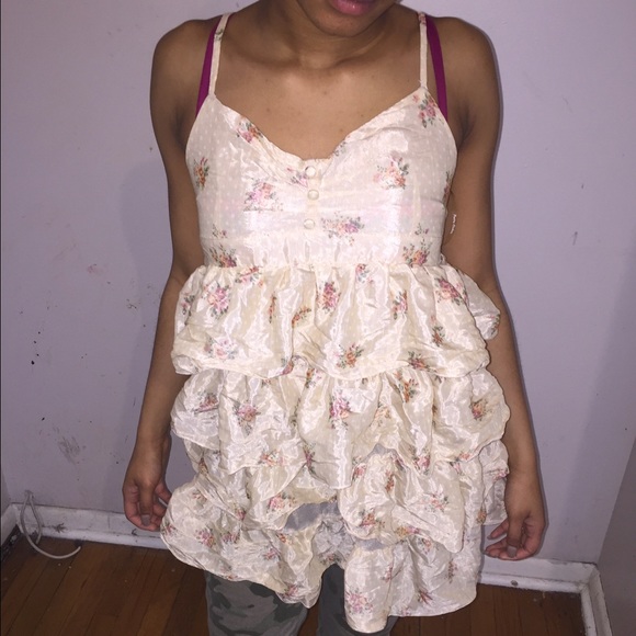 Floral Tank 🌸💛