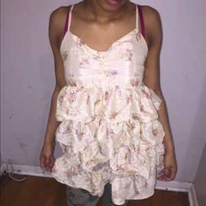 Floral Tank 🌸💛