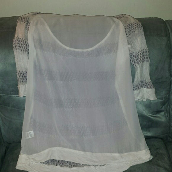 *SALE*Vanity light sweater/blouse. - Picture 2 of 2