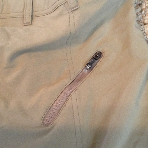 👻 Donating 10/29 🎃 NWT Roadrunner Sports Skirt - Picture 3 of 4