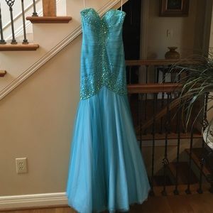 LaFemme prom/formal dress