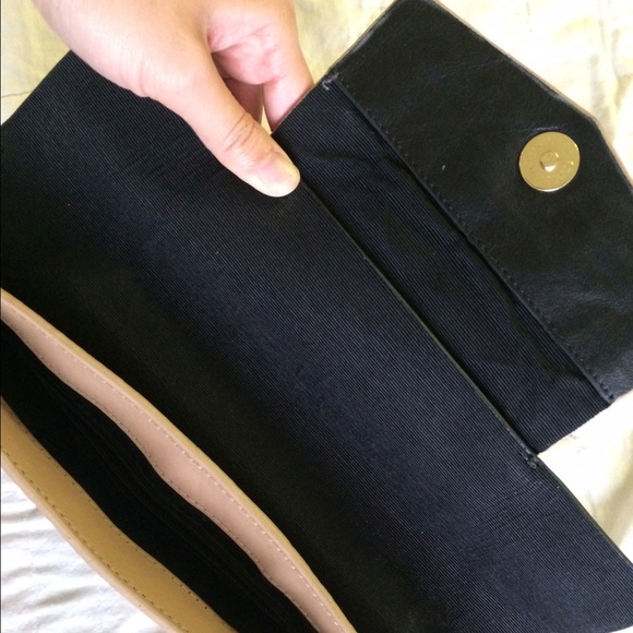 ASOS envelope clutch. - Picture 3 of 4