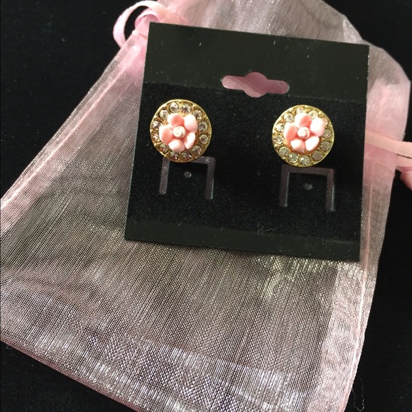 Flower earrings - Picture 2 of 2