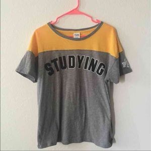 PINK stuDYING tee