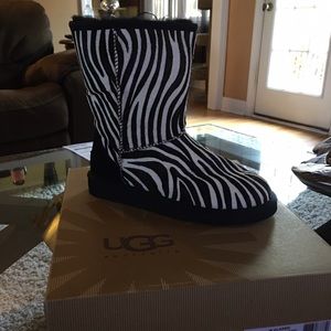 Ugg zebra boots size 7