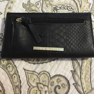 Steve Madden Wallet