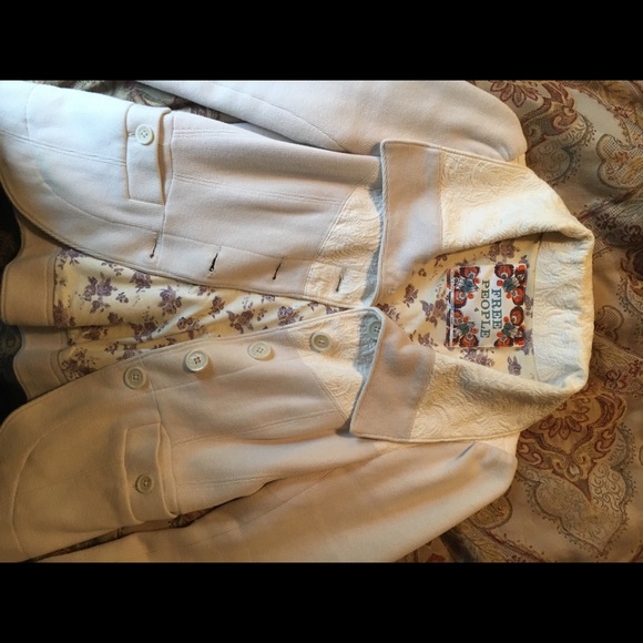 Free people cream colored lined cotton jacket