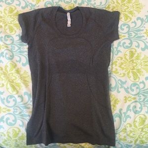 Lululemon top