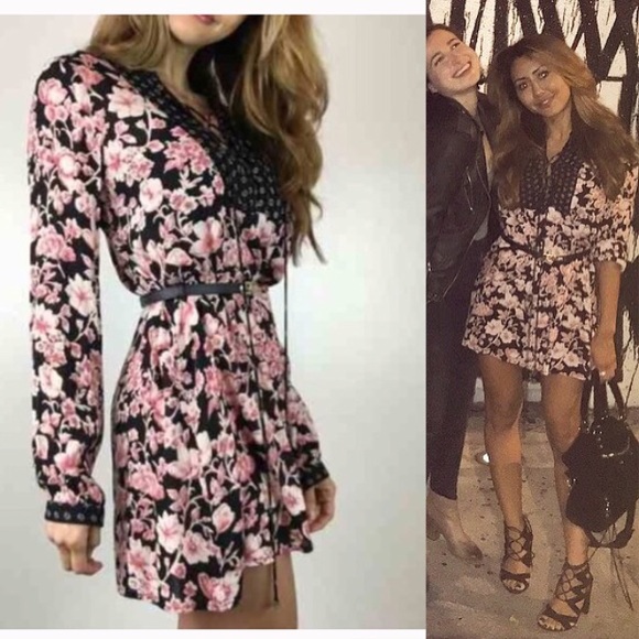 Gorgeous Floral Lace Up Tunic - Picture 4 of 4