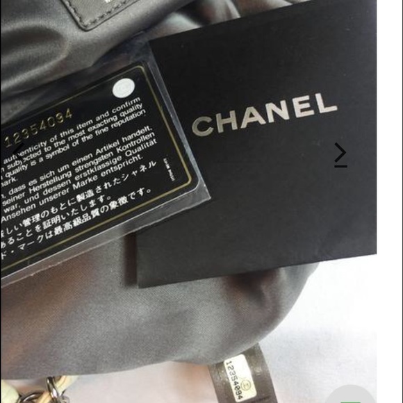 CHANEL Lambskin Large Bag. Gorgeous! - Picture 4 of 4
