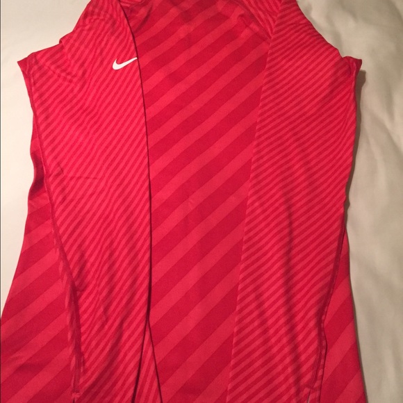 Nike Pro Hyperwarm DriFit long sleeve running tee - Picture 2 of 4