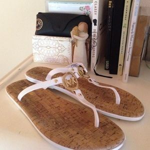 White Michael Kors sandals✨