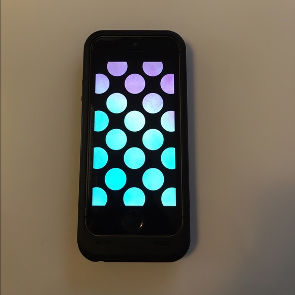 iPhone 5 Mophie 120% Charging Case - Picture 4 of 4
