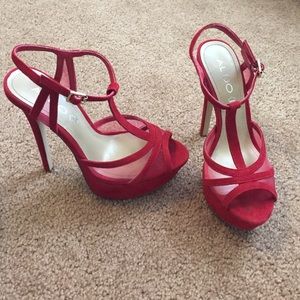 Red, 5 inch heel