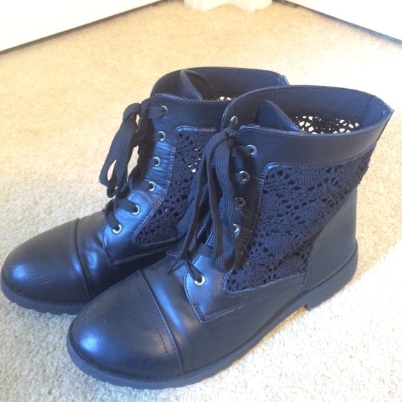 Black crocheted paneled boots