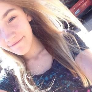 Meet your Posher, Kelsie