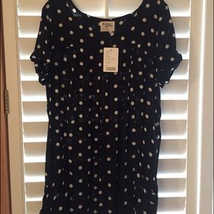 Brand new, never worn b&w dotted blouse!