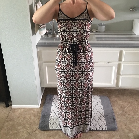 Adorable long dress! Low back, slits up both sides