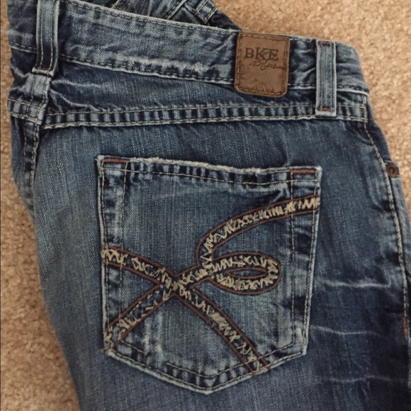 👇🏽REDUCED👇🏽BKE Jeans Size 29